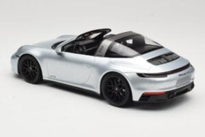 Porsche 911 992 Targa 4 GTS Hopea Minichamps 1:18 155061061 Metalli — kuva 5 / 6