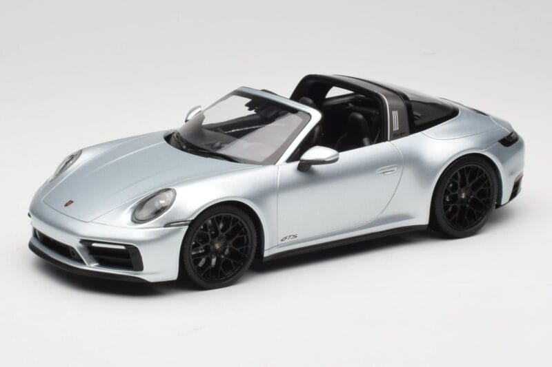 Porsche 911 992 Targa 4 GTS Hopea Minichamps 1:18 155061061 Metalli