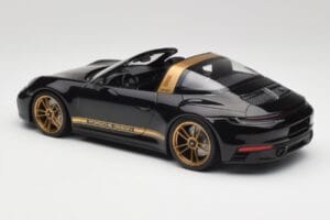 Porsche 911 992 Targa Porsche Design Musta & Kulta Concept Minichamps 1:18 PORSCHE001 Metalli — kuva 5 / 6