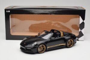 Porsche 911 992 Targa Porsche Design Musta & Kulta Concept Minichamps 1:18 PORSCHE001 Metalli — kuva 6 / 6
