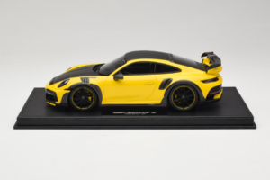 Porsche 911 992 TechArt GTstreet R Keltainen Mustilla Vanteilla TechArt 1:18 REMC011 Hartsi