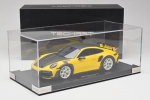 Porsche 911 992 TechArt GTstreet R Keltainen Valkoisilla Vanteilla TechArt 1:18 REMC015 Hartsi — kuva 6 / 6