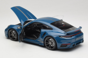 Porsche 911 992 Turbo S Coupe Sport Design Sininen Minichamps 1:18 113069073 Metalli — kuva 5 / 8