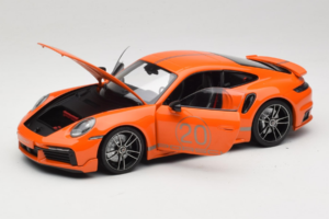 Porsche 911 992 Turbo S Coupe Sport Design Oranssi Minichamps 1:18 113069074 Metalli — kuva 2 / 8
