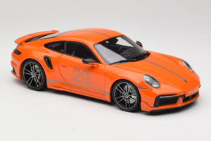 Porsche 911 992 Turbo S Coupe Sport Design Oranssi Minichamps 1:18 113069074 Metalli — kuva 6 / 8