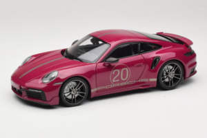 Porsche 911 992 Turbo S Coupe Sport Design Punainen Minichamps 1:18 113069075 Metalli