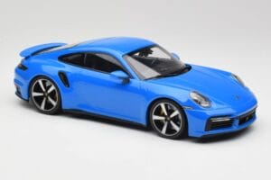 Porsche 911 992 Turbo S Gentian Sininen Minichamps 1:18 155069074 Metalli — kuva 4 / 6