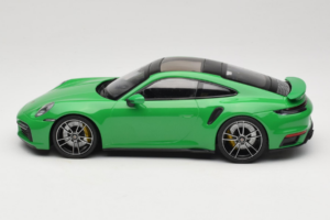 Porsche 911 992 Turbo S Vihreä Minichamps 1:18 153069077 Metalli — kuva 3 / 6