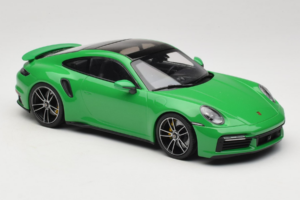 Porsche 911 992 Turbo S Vihreä Minichamps 1:18 153069077 Metalli — kuva 4 / 6