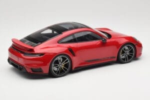 Porsche 911 992 Turbo S Punainen Minichamps 1:18 155069070 Metalli — kuva 2 / 6