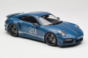 Porsche 911 992 Turbo S Sport Design Package Gentian Blue Metallic Minichamps 1:18 155069170 Metalli — kuva 4 / 6