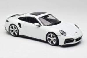 Porsche 911 992 Turbo S Valkoinen Concept Minichamps 1:18 WAP0211620CNP Metalli — kuva 4 / 6