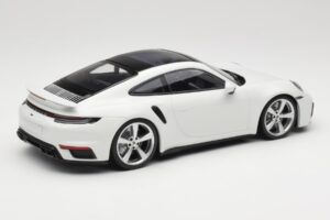 Porsche 911 Turbo S 992 Valkoinen Minichamps 1:18 WAP0211620RTRB Metalli — kuva 2 / 6