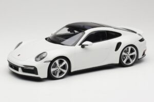 Porsche 911 Turbo S 992 Valkoinen Minichamps 1:18 WAP0211620RTRB Metalli