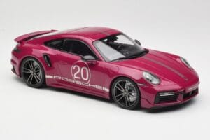 Porsche 911 992 Turbo S Sport Design Package Punainen Minichamps 1:18 155069172 Metalli — kuva 4 / 6