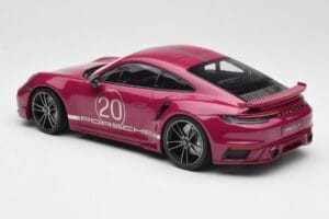 Porsche 911 992 Turbo S Sport Design Package Punainen Minichamps 1:18 155069172 Metalli — kuva 5 / 6