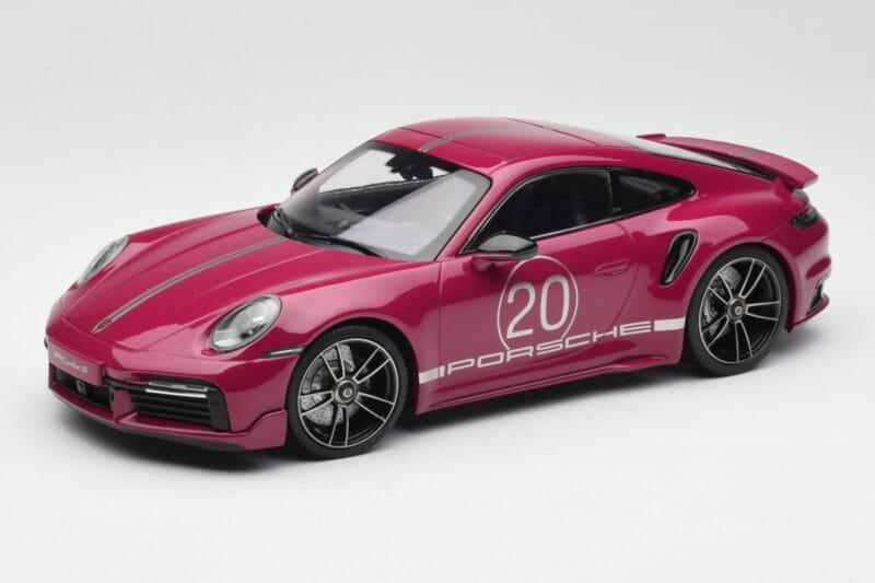 Porsche 911 992 Turbo S Sport Design Package Punainen Minichamps 1:18 155069172 Metalli