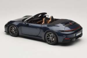 Porsche 911 992.2 Carrera Avoauto Yachting Blue Norev 1:18 187180 Metalli — kuva 7 / 8