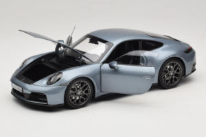 Porsche 911 992.2 Carrera Polar Silver Metallic Norev 1:18 187170 Metalli — kuva 2 / 8