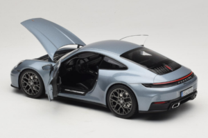 Porsche 911 992.2 Carrera Polar Silver Metallic Norev 1:18 187170 Metalli — kuva 5 / 8