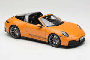 Porsche 911 992.2 Targa 4 GTS Bahama Yellow Norev 1:18 187190 Metalli — kuva 8 / 10