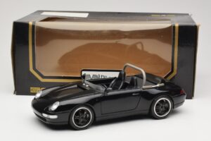 Porsche 911 993 Carrera Avoauto Musta Bburago 1:18 3090-M1 Metalli — kuva 8 / 8