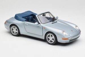 Porsche 911 993 Carrera Avoauto Hopea Maisto 1:18 100299-M1 Metalli — kuva 6 / 8