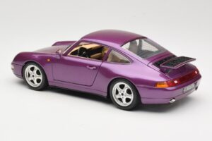 Porsche 911 993 Carrera Violetti Bburago 1:18 3060-M2 Metalli — kuva 7 / 8