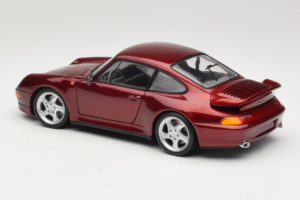 Porsche 911 993 Turbo Red Metallic UT Models 1:18 180066070 Metalli — kuva 7 / 8