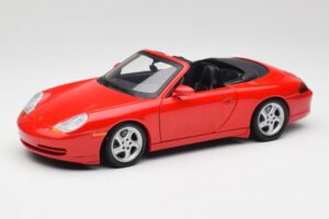 Porsche 911 996 Avoauto Punainen Gate 1:18 1051 Metalli