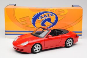 Porsche 911 996 Avoauto Punainen Gate 1:18 1051 Metalli — kuva 8 / 8