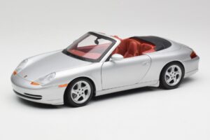 Porsche 911 996 Avoauto Hopea Gate 1:18 1052 Metalli