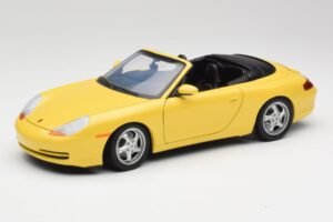 Porsche 911 996 Avoauto Speed Keltainen UT Models 1:18 27906 Metalli