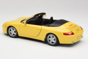 Porsche 911 996 Avoauto Speed Keltainen UT Models 1:18 27906 Metalli — kuva 7 / 8
