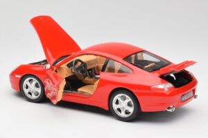 Porsche 911 996 Carrera 4 Punainen Bburago 1:18 30085 Metalli — kuva 5 / 8