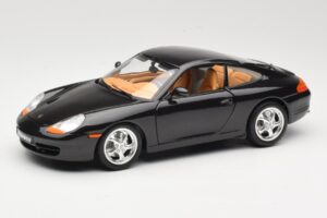 Porsche 911 996 Carrera Musta Bburago 1:18 3385-M2 Metalli