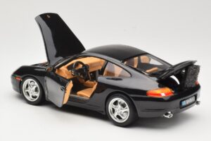 Porsche 911 996 Carrera Musta Bburago 1:18 3385-M2 Metalli — kuva 5 / 8