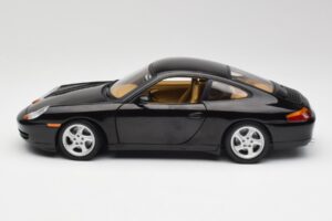 Porsche 911 996 Carrera Musta Gate 1:18 1043 Metalli — kuva 4 / 8