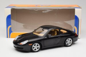 Porsche 911 996 Carrera Musta Gate 1:18 1043 Metalli — kuva 8 / 8