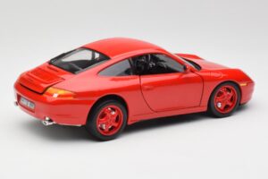 Porsche 911 996 Carrera Punainen Rajoitettu Erä Bburago 1:18 3385-M1 Metalli — kuva 3 / 8