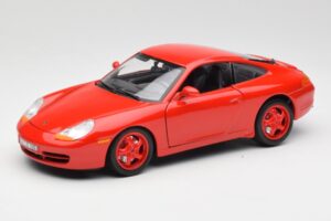 Porsche 911 996 Carrera Punainen Rajoitettu Erä Bburago 1:18 3385-M1 Metalli