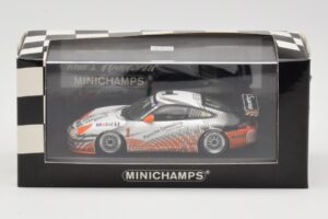 Porsche 911 996 GT3 Cup Mobil 1 #1 VIP Car 2004 Minichamps 1:43 WAP02012115-R1 Metalli — kuva 4 / 4