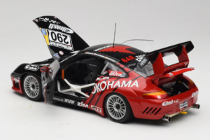 Porsche 911 996 GT3 RS #290 N. Bartels / H. Jacksties / F. Lorenzo Yokohama 24 Hours of Nurburgring 2003 AUTOart 1:18 80372 M — kuva 5 / 8