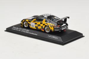 Porsche 911 996 GT3 RS #83 Rosa / Babini 24 Hours of Le Mans 2001 Minichamps 1:43 400016983 Metalli — kuva 3 / 4