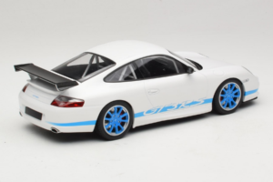 Porsche 911 996 GT3 RS Valkoinen Siniset Raidat Minichamps 1:18 155062021 Metalli — kuva 2 / 6