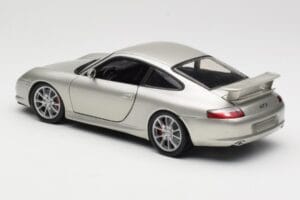 Porsche 911 996 GT3 Hopea Hot Wheels 1:18 C2590 Metalli — kuva 7 / 8