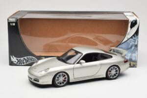 Porsche 911 996 GT3 Hopea Hot Wheels 1:18 C2590 Metalli — kuva 8 / 8