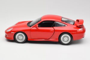 Porsche 911 996 GT3 Strasse Punainen Bburago 1:18 30395 Metalli — kuva 4 / 8