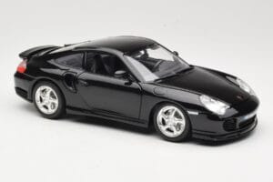 Porsche 911 996 Turbo Musta Bburago 1:18 3367 Metalli — kuva 6 / 8