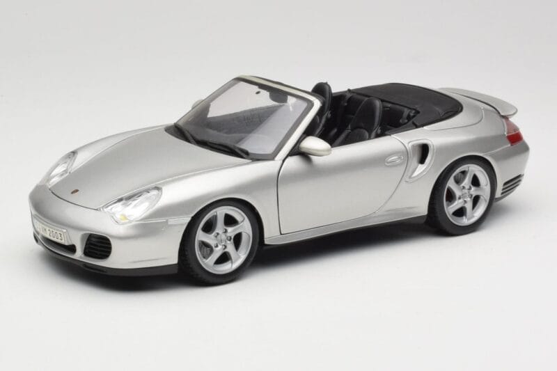 Porsche 911 996 Turbo Kabriolet Hopea Maisto 1:18 31660 Metalli